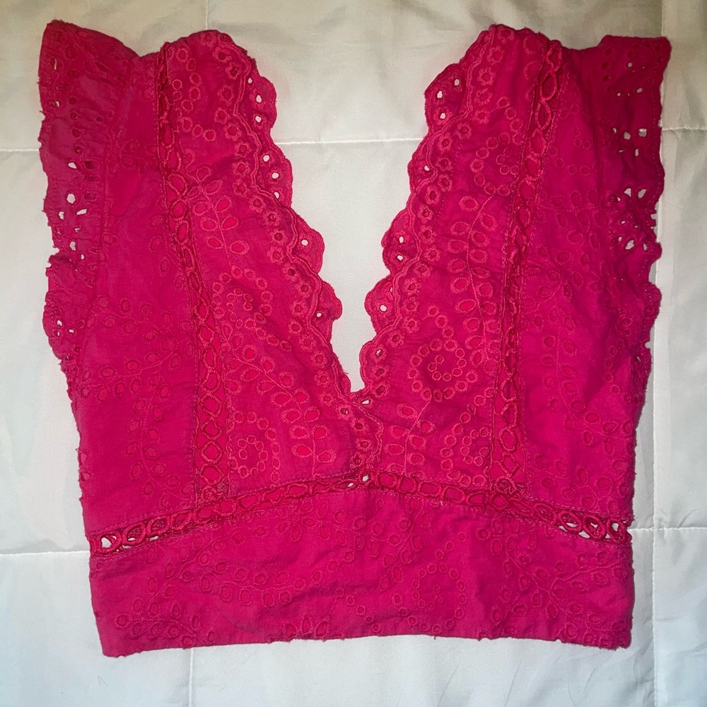 Dygarni California Lace V-Neck Crop Top Pink